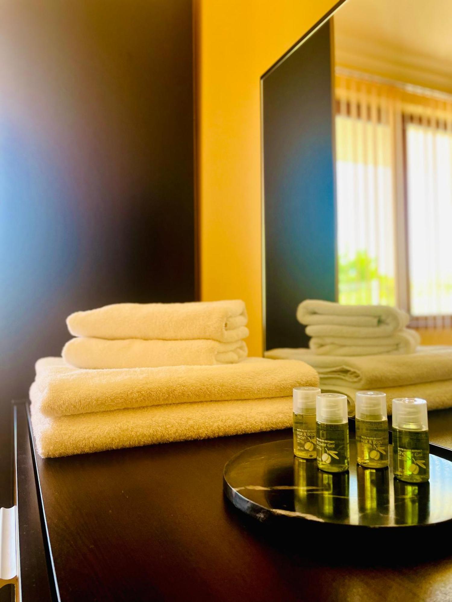 סוזופול Stefaniya Apartments מראה חיצוני תמונה