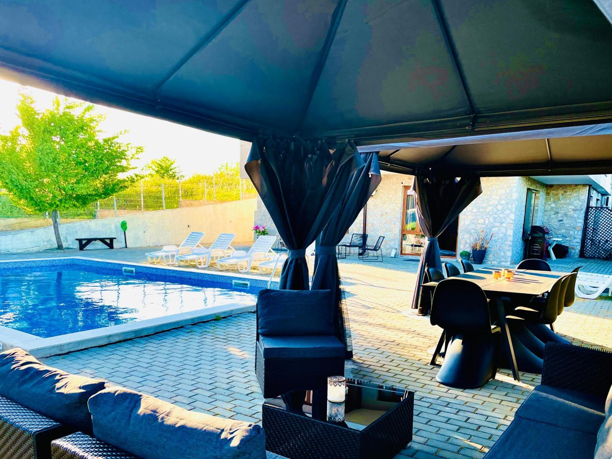 סוזופול Stefaniya Apartments מראה חיצוני תמונה